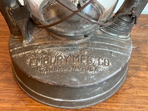 lot 16 image: Antique Embury No. 2 Air Pilot Lantern