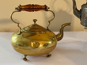 lot 33 image: Vintage Teapots and Pitcher