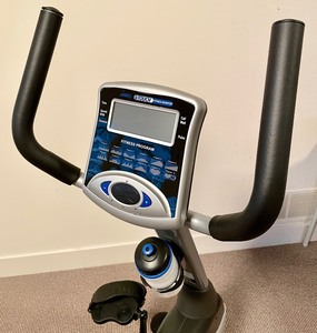 lot 182 image: Stamina Fusion 7200 Magnetic Exercise Bike