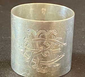 lot 93 image: Vintage Solid Silver Napkin Ring by A. Elliott