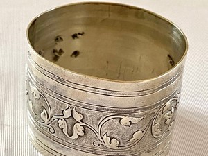 lot 77 image: Lovely Vintage Sterling Napkin Ring