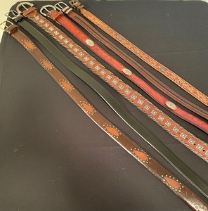 lot 226 image: Lot of Belts