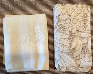 lot 269 image: 11 Gorgeous Tablecloths