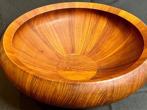 lot 151 image: Large Dansk Wooden Bowl