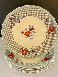lot 39 image: Six Copeland Spode Dinner Plates