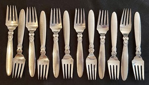 lot 1A image: Georg Jensen Flatware (Cactus) Set - Service for 12