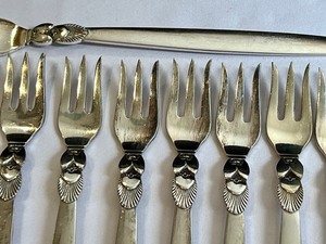 lot 1B image: 12 Georg Jensen (Cactus) Relish Forks