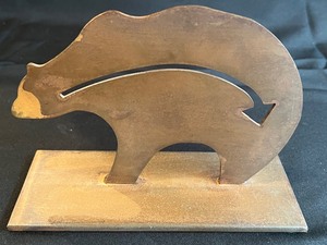 lot 332 image: Decorative Metal Bear Sculpture