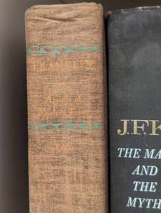 lot 300 image: Vintage Biographical Books