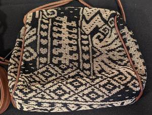 lot 311 image: Small Neiman Marcus Woven Beaded Purse