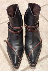 lot 312A image: Henry Beguelin Black Leather Boots