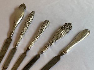 lot 399 image: Collection of Vintage Silver Vanity Nail Files
