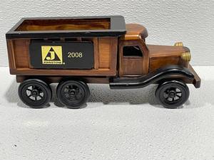 Wood Model Truck 2008