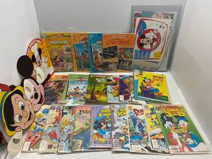 Large Group Of Vintage Disney Comic Books And More