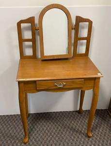 Small wooden Makeup Table