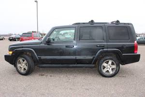 2009 Jeep Commander Sport - 4X4