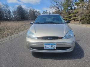 2002 Ford Focus LX - MANUAL