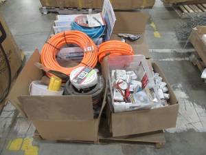 WHOLESALE MIXED PALLET OF MISCELLANEOUS PLUMBING FITTINGS, HOSES, UNIVERSAL PHONE CHARGERS AND MORE