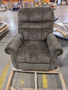 Ashley Furniture Lift Chair Recliner (Missing remote)