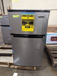 Magic Chef 3.1 cu. ft. Mini Refrigerator in Stainless Look (Scratch & dent)