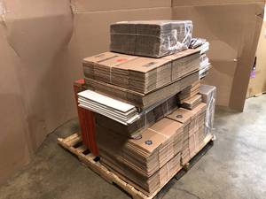 Mix lot of assorted cabinets and other appliances - review all pictures