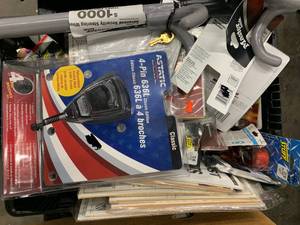 lot 51 image: ASSORTED RADIOTRUCK ITEMS
