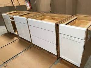 lot 14 image: Lot of Mixed Assorted Kitchen Cabinets See Pictures