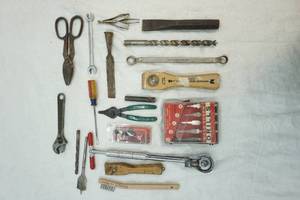 lot 26 image: tools