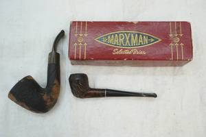 lot 32 image: vintage smoking pipes