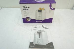 lot 60 image: Rival toaster