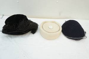 lot 84 image: vintage early 1900s womens hats