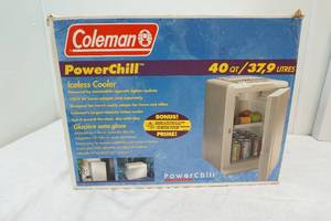 lot 115 image: Coleman Power Chill Iceless Cooler