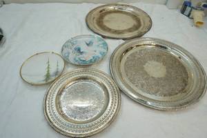 lot 141 image: decorative plates