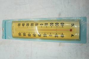 lot 168 image: Acu-Rite thermometer