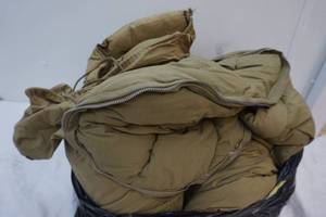 lot 201 image: sleeping bag