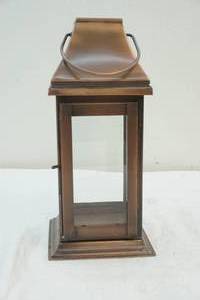 lot 222 image: candle lantern