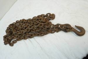 lot 274 image: chain