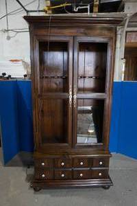 lot 270 image: gun cabinet