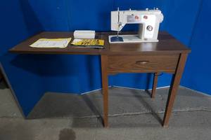 lot 266 image: sewing machine
