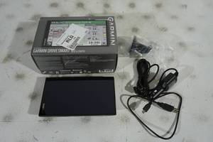 Garmin Drive Smart 65 Automotive GPS with Traffic Alerts