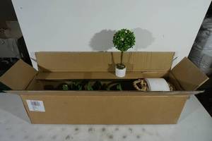 NEW Artificial Plant Set