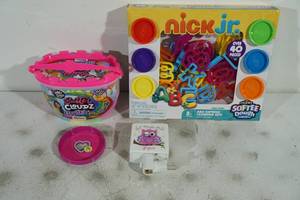 Butter Cloudz Slime, Cra-Z-Art Softee Dough