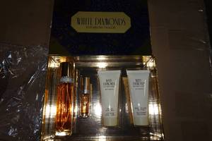 NEW Elizabeth Taylor White Diamond Perfume Gift Set