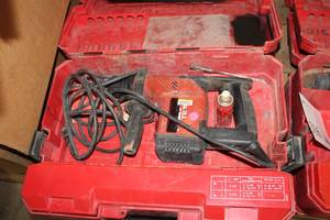 lot 315 image: Hilti TE 15 Rotary Hammer Drill, Plastic Case