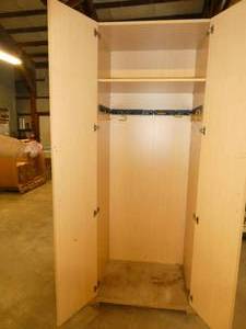 lot 26 image: Wardrobe cabinet 86 tall 32 wide 24 deep, laminate