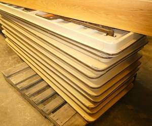 lot 35 image: TEN 6ft Mity-Lite folding tables 24 wide - all have chipped edges etc but are still very usable