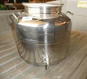 lot 43 image: Metal drink dispenser by LifeWithoutPlastic.com Made in Italy like new
