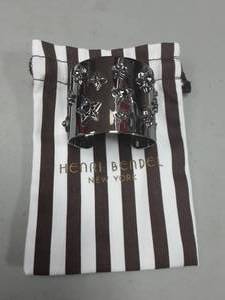 Henri Bendel Cuff