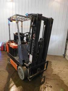 lot 3 image: 1998 Toyota 5FBCU15 Electric Forklift