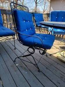 lot 50 image: Black Iron Patio Table and Chair set with Umbrella
